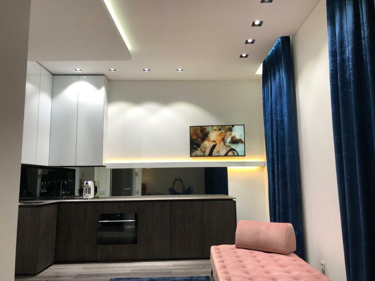 Modern And Luxury In The Center Of *