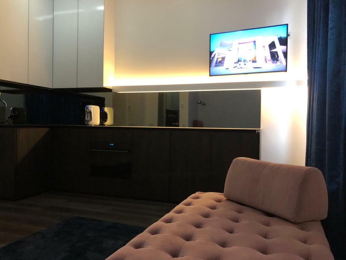 Modern And Luxury In The Center Of